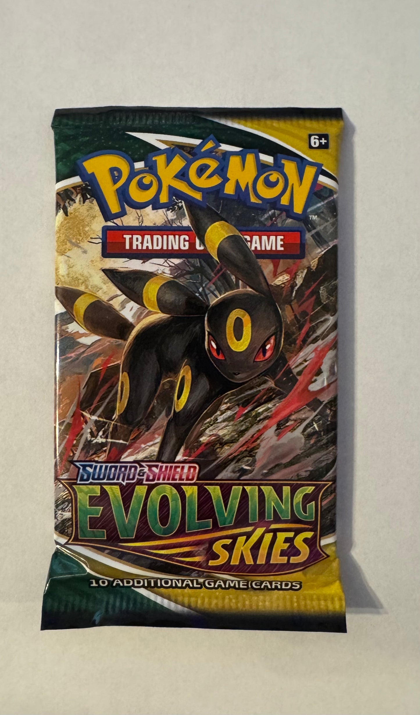 Evolving Skies Booster Pack - SWSH07: Evolving Skies
